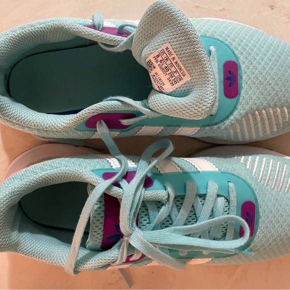 ADIDAS Blue Trainers - Picture 5 of 8